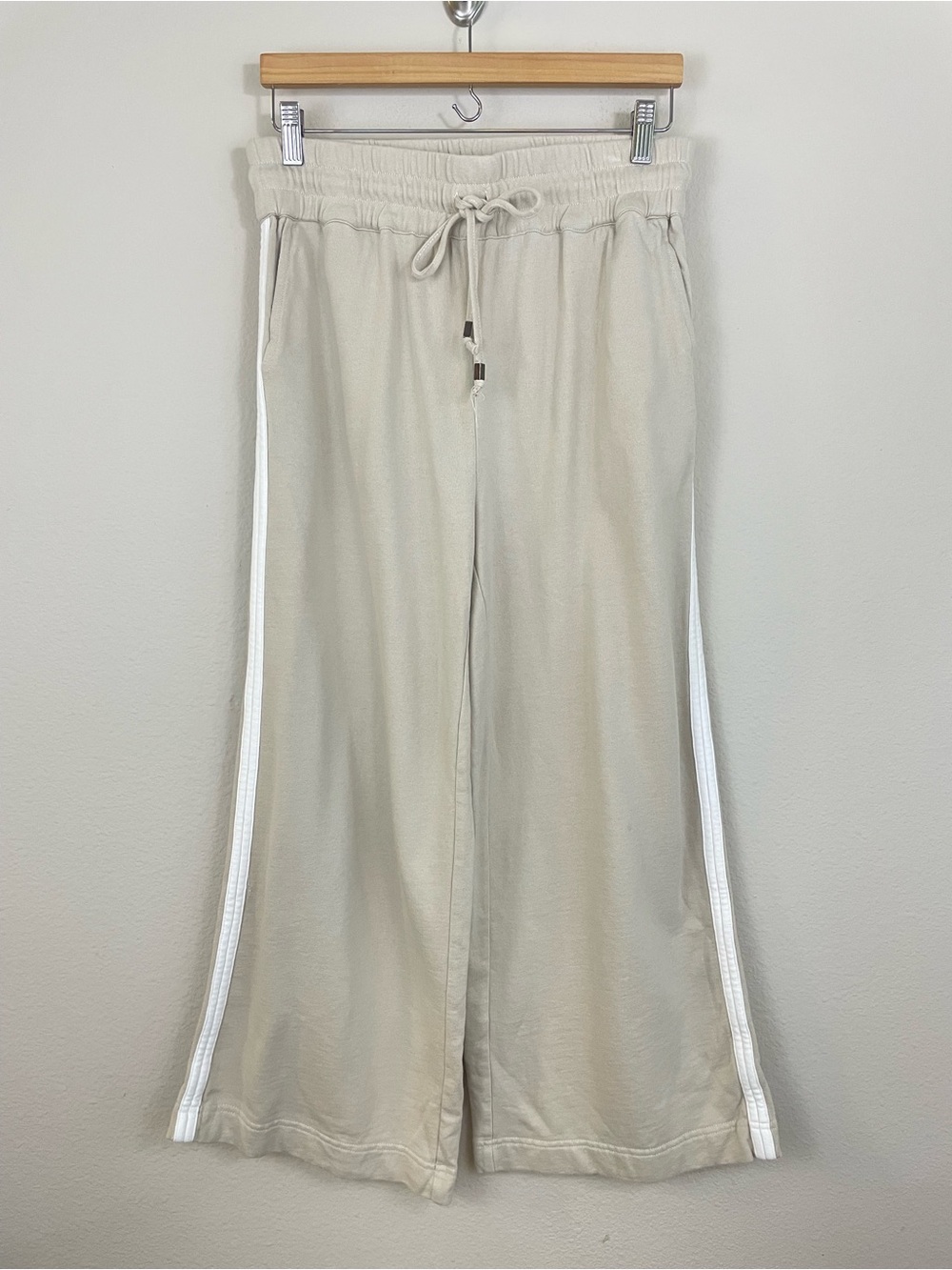 Ann‎ Mashburn Side Striped Wide Leg Pull On Knit Pants Size Medium
